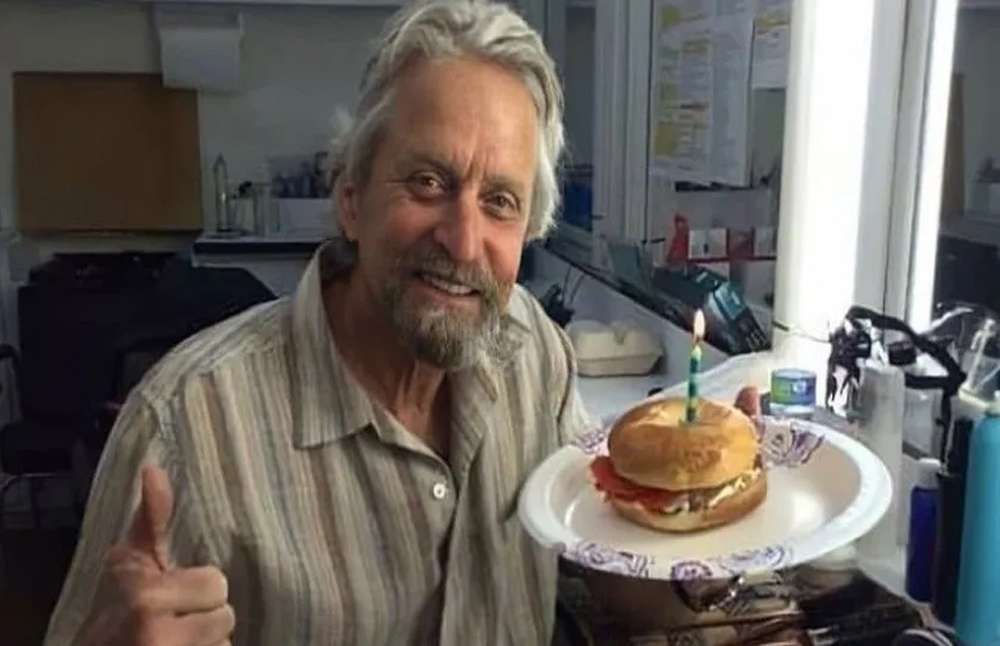 Revela michael douglas que sufre de pérdida de memoria a corto plazo