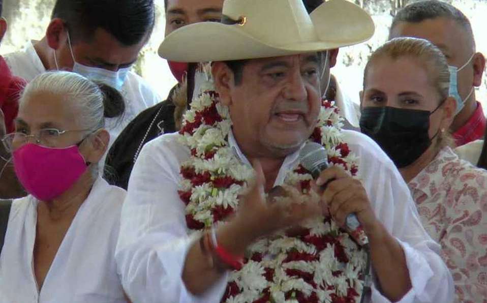 Planea salgado macedonio impugnar retiro de candidatura