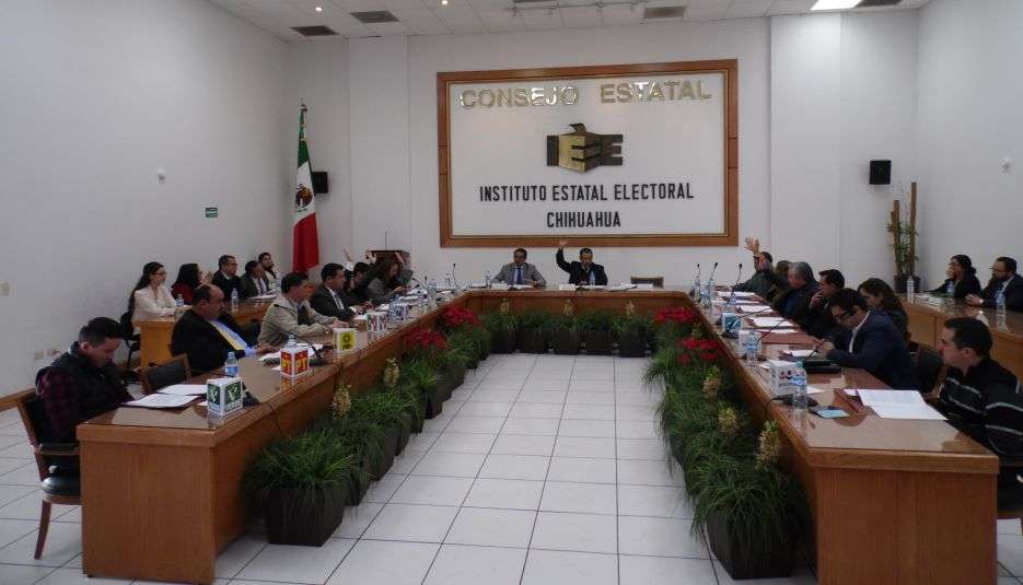 Aprueba iee candidaturas para ayuntamiento, síndico y diputaciones