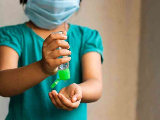 Reportan 374 nuevos contagios por covid en niños 