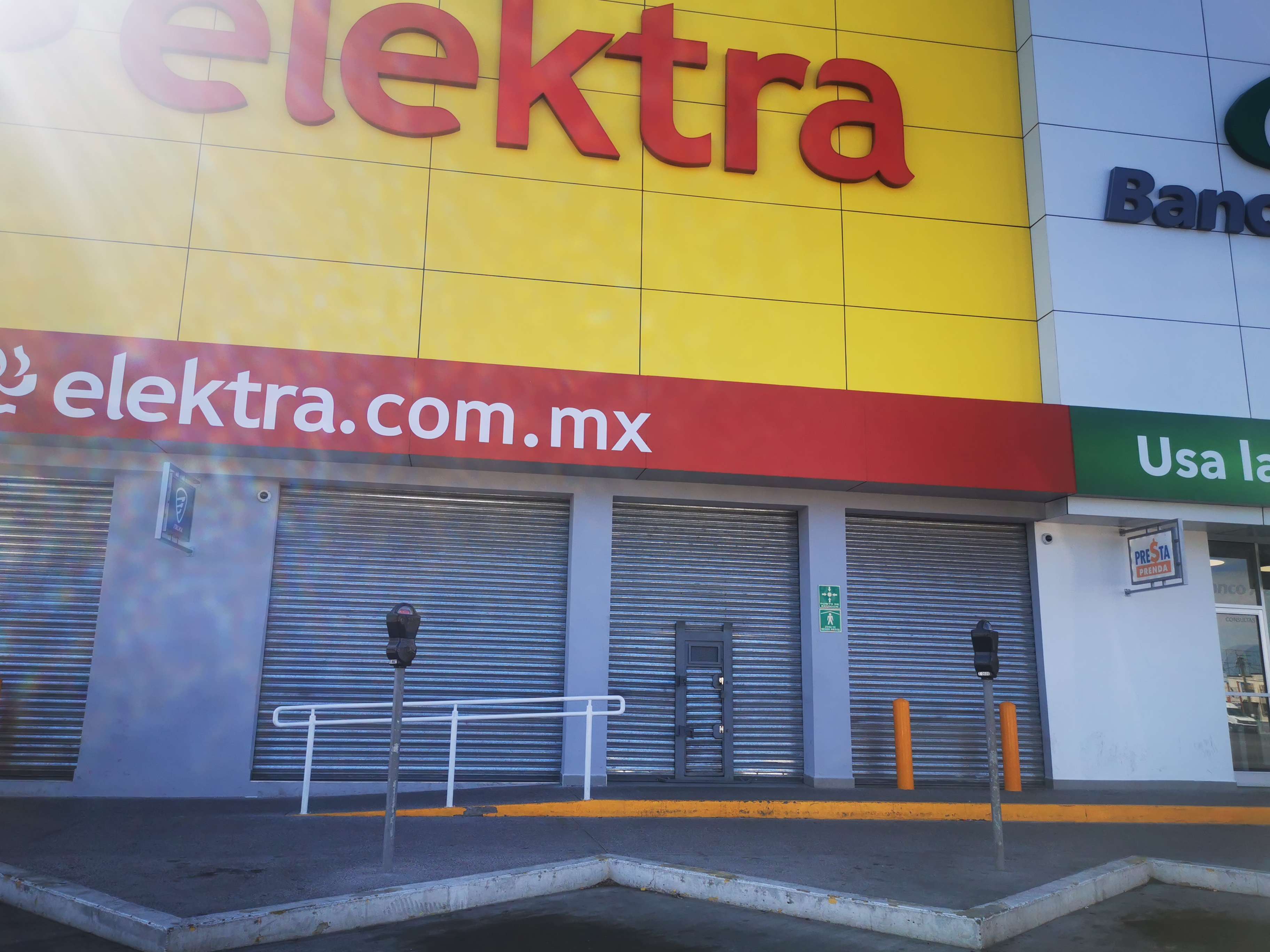 Clausura célula covid tienda Elektra por incumplir con súper cierre | La  Opción de Chihuahua