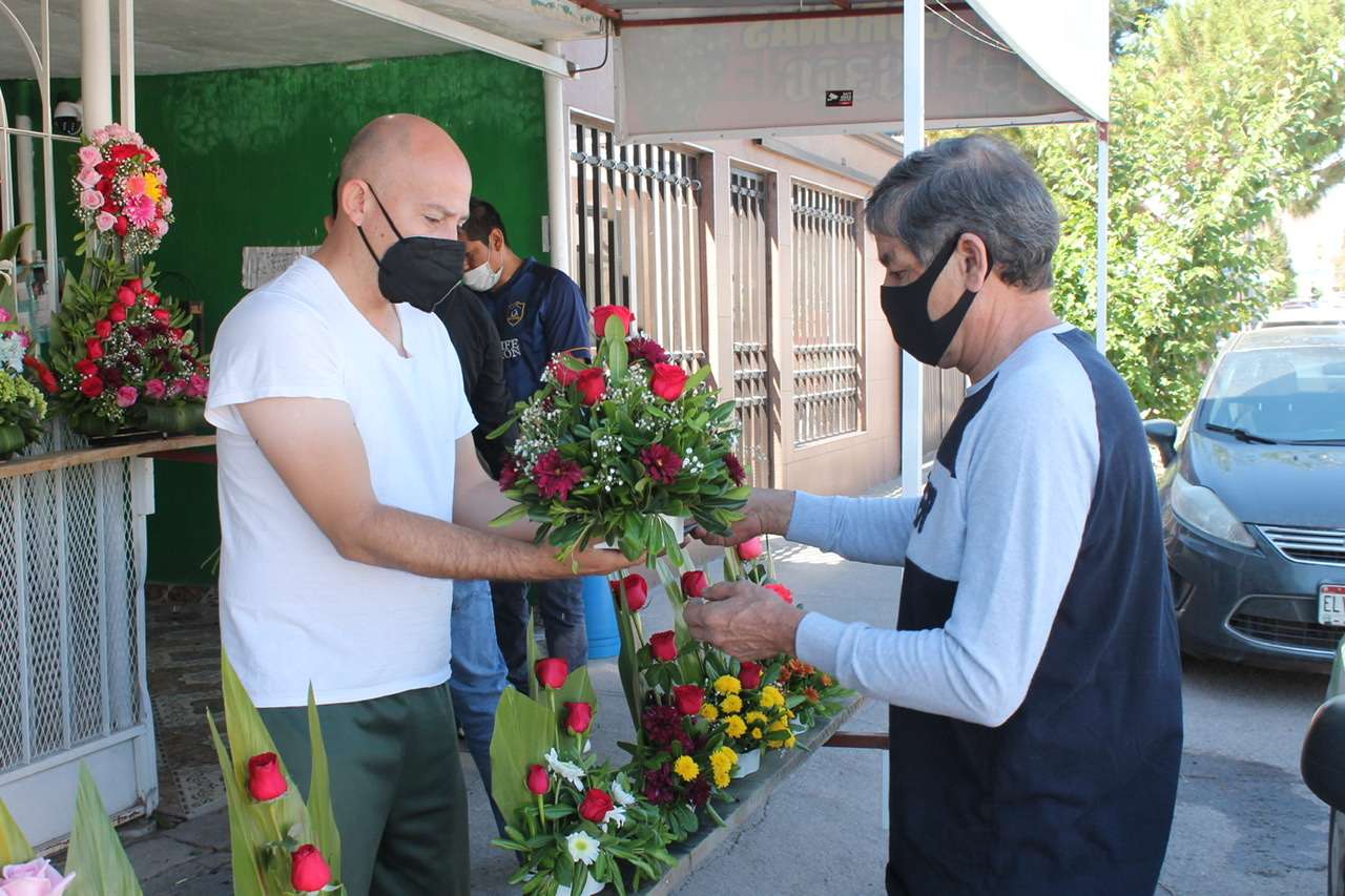 Da ligero respiro económico a floristas el día de las madres | La Opción de  Chihuahua