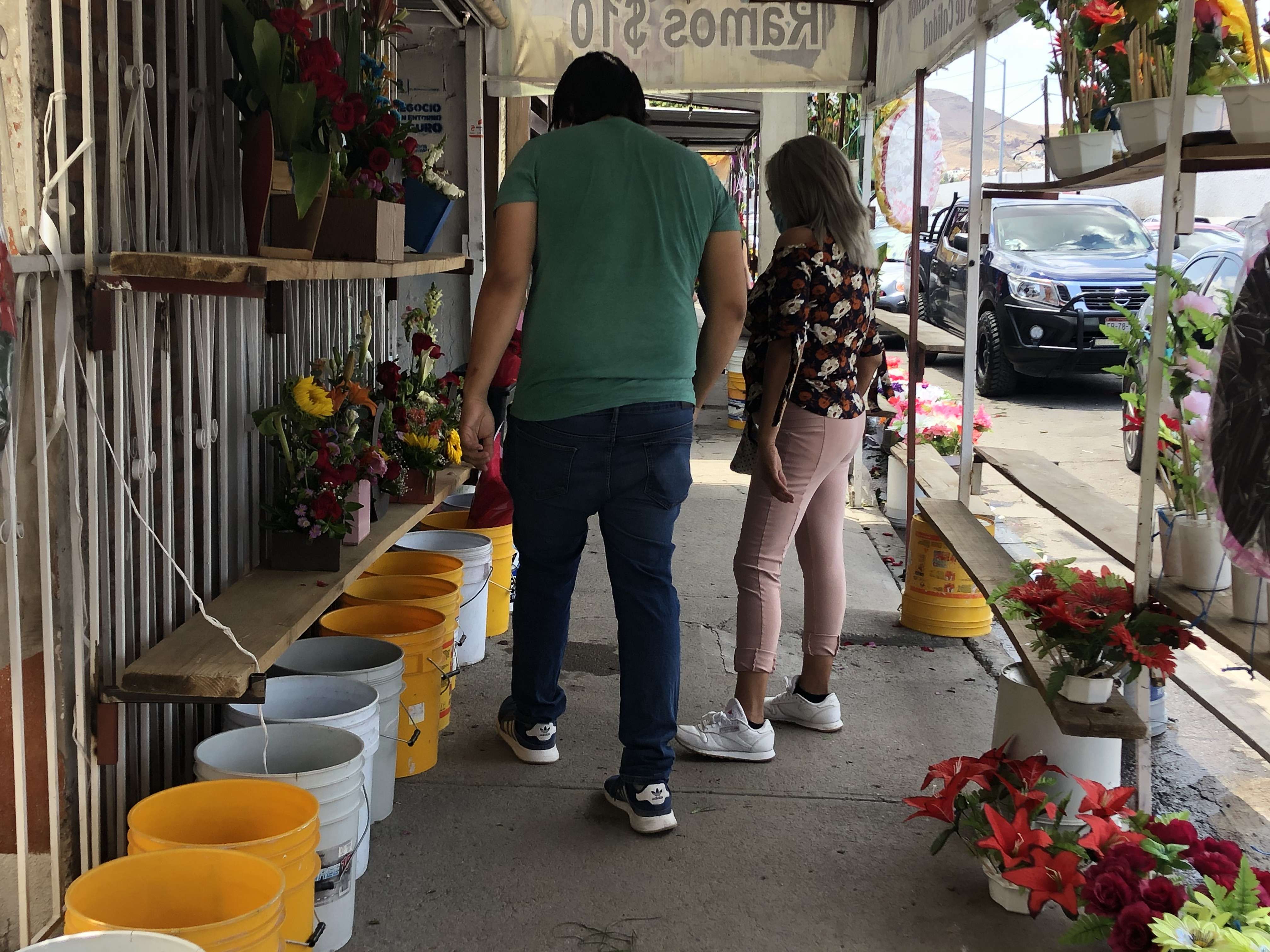 Gran afluencia en florerías por día de las madres | La Opción de Chihuahua