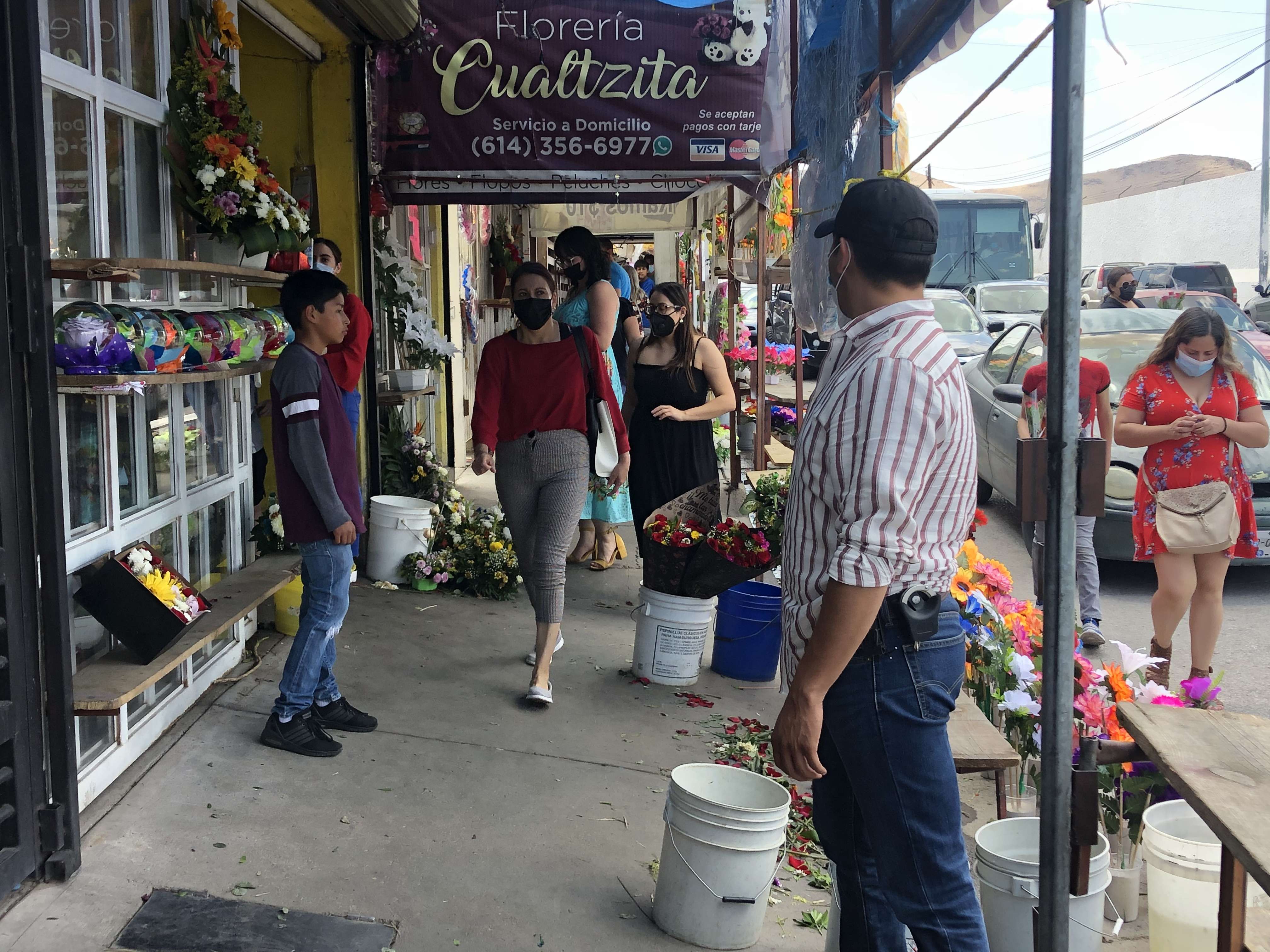 Gran afluencia en florerías por día de las madres | La Opción de Chihuahua