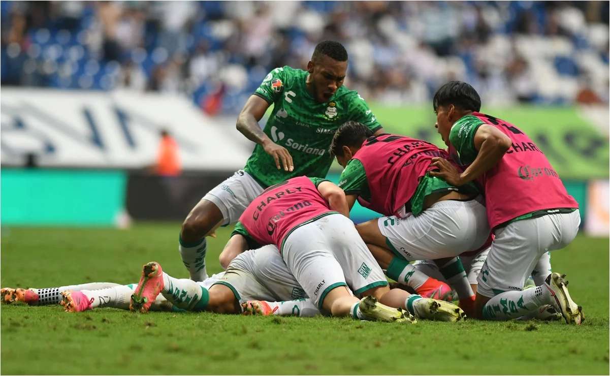 Le alcanza el empate a santos para eliminar a rayados
