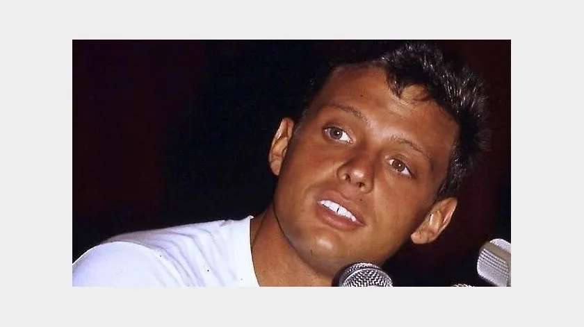 Reviven supuesta versión en inglés de entrégate de luis miguel