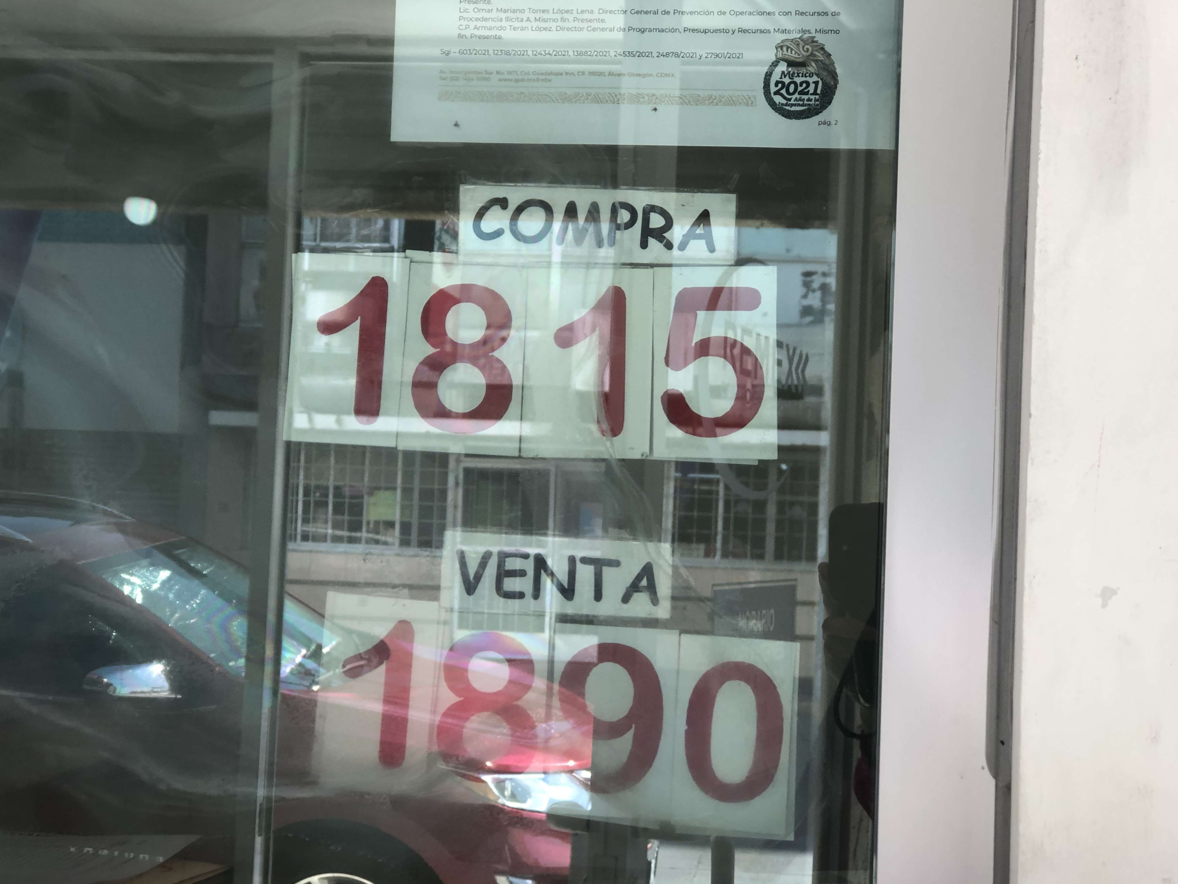 Cotiza dólar a la compra arriba de los 19 en bancos La Opción de Chihuahua Cotiza dólar a la compra arriba de los 19 en bancos La Opción de Chihuahua