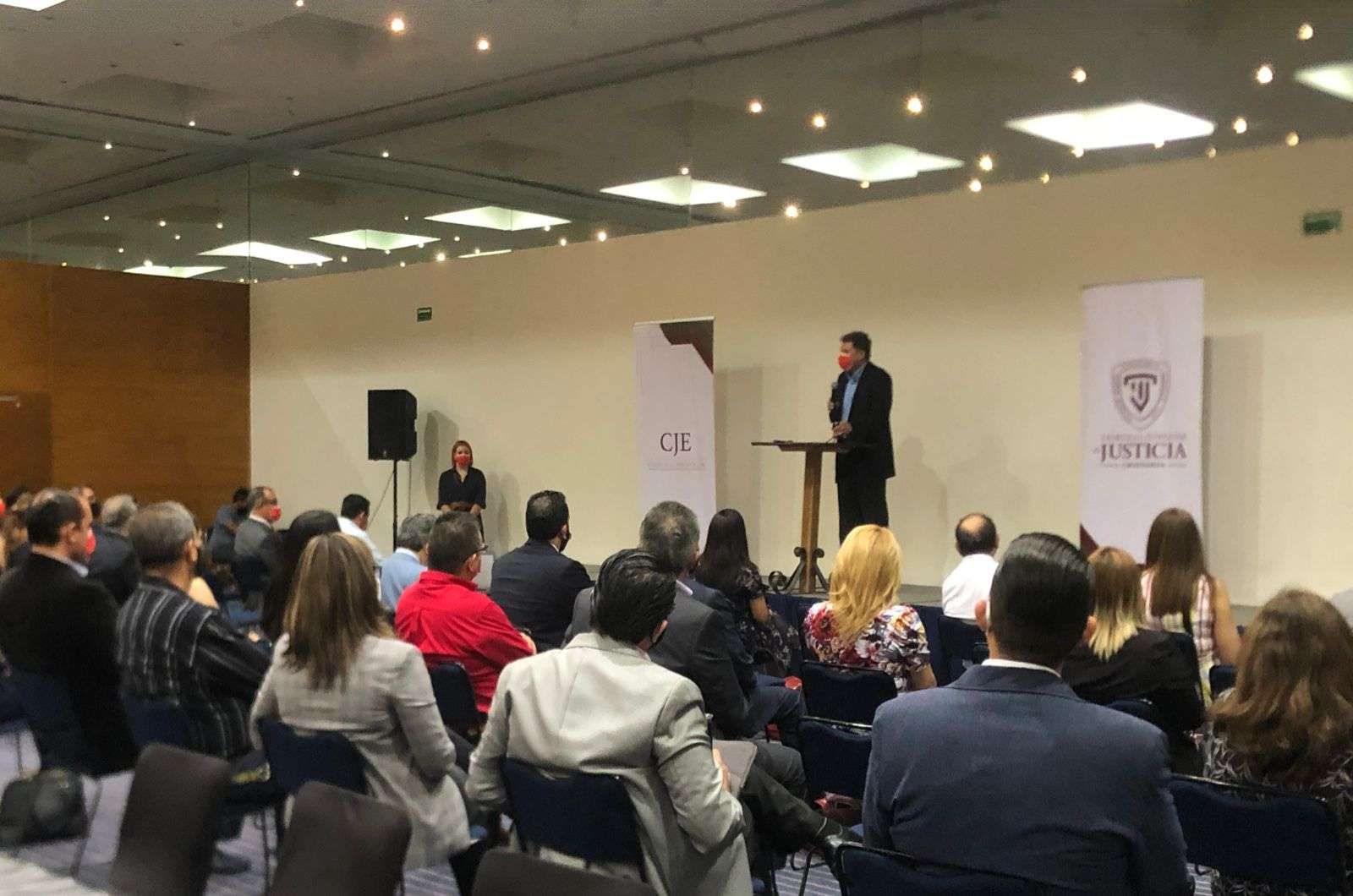 Se reúne tsj con líderes empresariales para análisis de reforma laboral