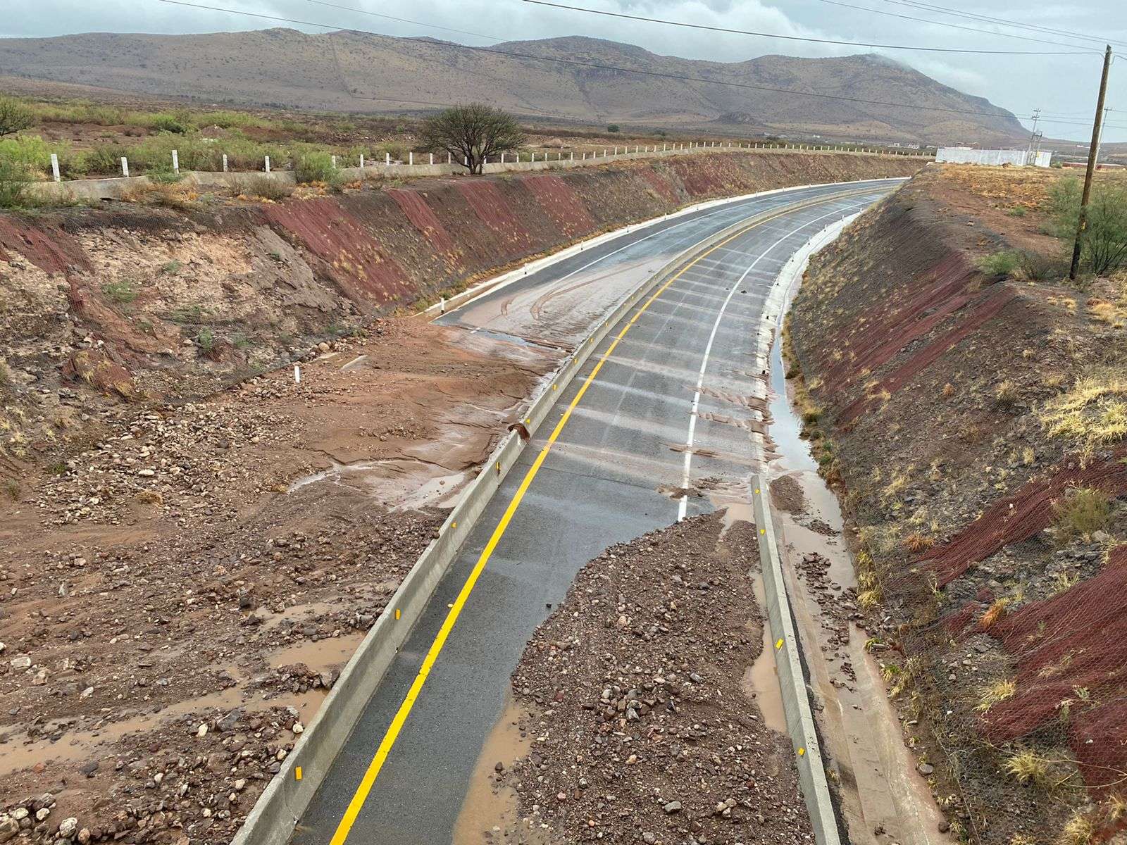 Cierran libramiento oriente en sentido juárez - chihuahua | La Opción