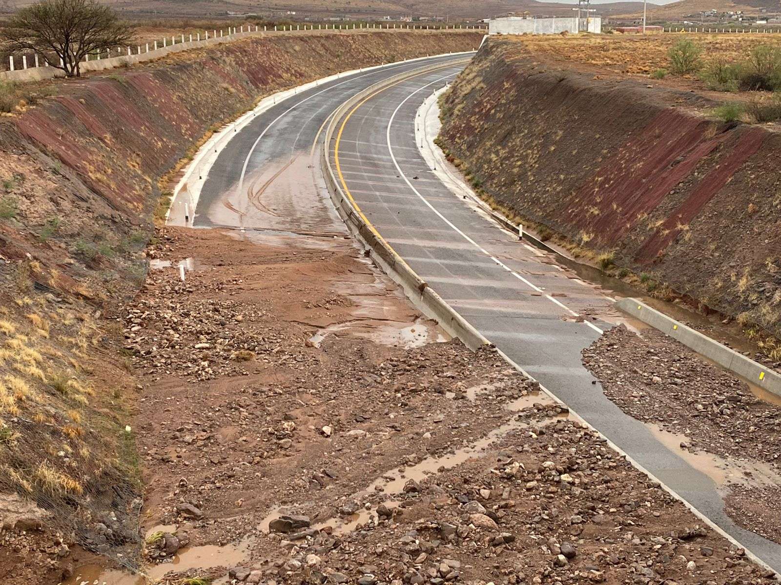 Cierran libramiento oriente en sentido juárez - chihuahua | La Opción