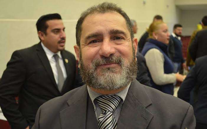 No pueden obligar a nadie a ir a clases: colegio de abogados 