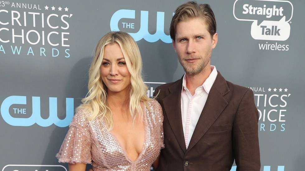 Se separa de su esposo actriz de the big bang theory