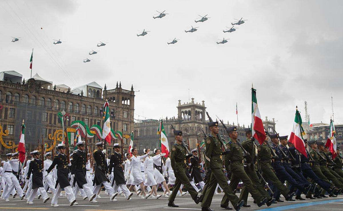 Sedena practica vuelos para el desfile del 16 de septiembre