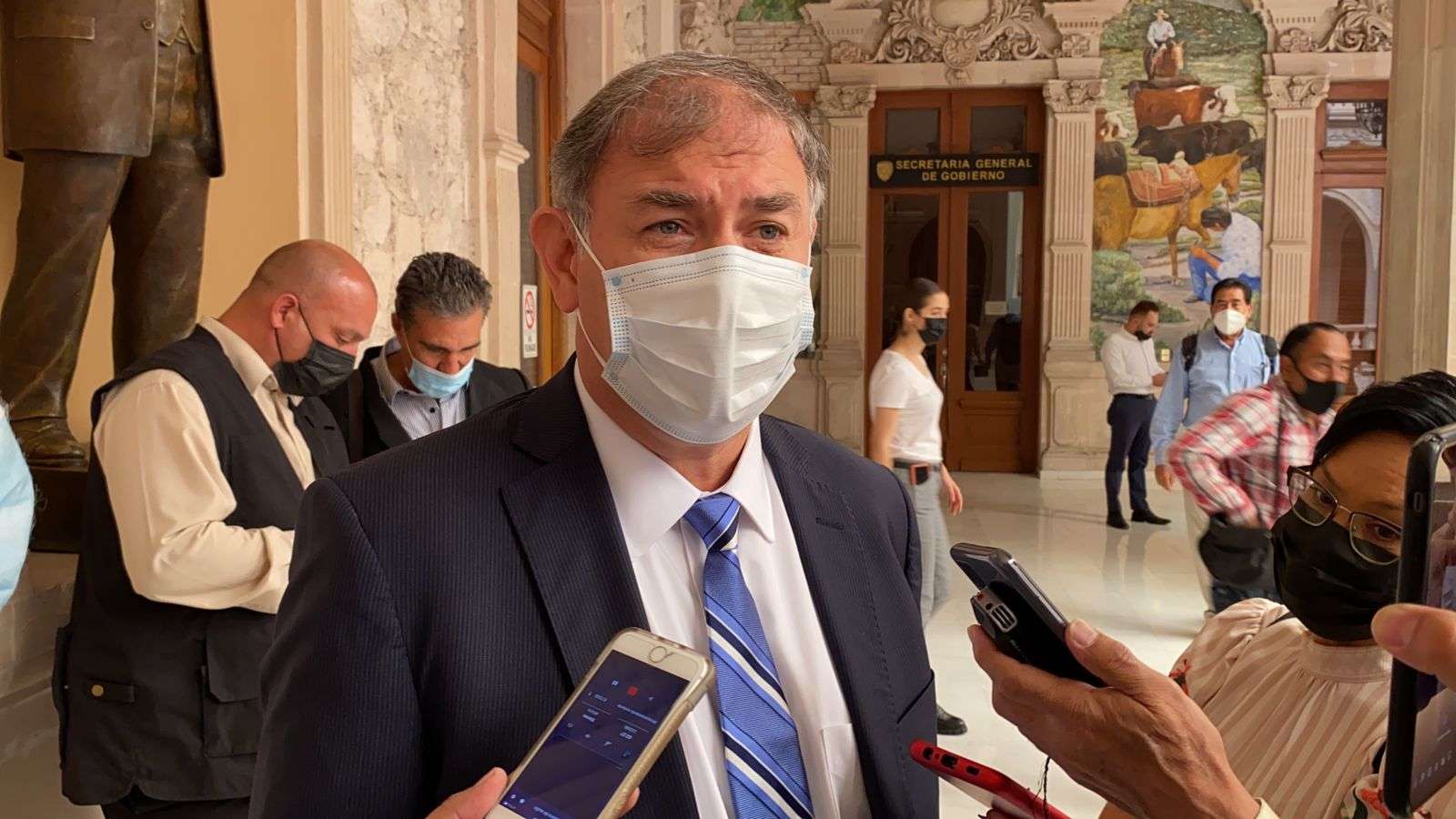 Votarán en el pleno designación de roberto fierro como fiscal general