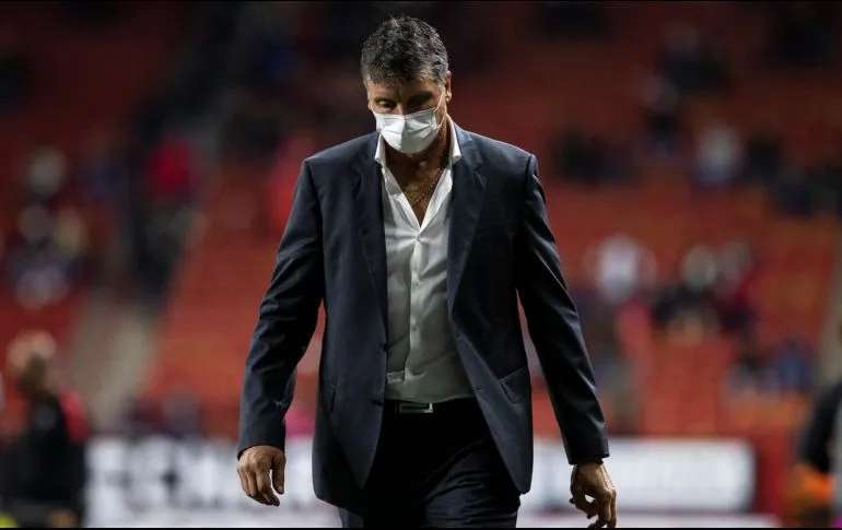 Se ve robert dante siboldi fuera de los xolos