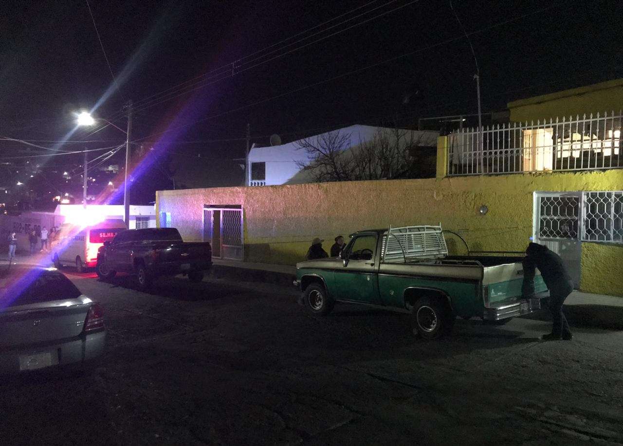 Hallan cuerpo sin vida al interior de una pick up en jiménez