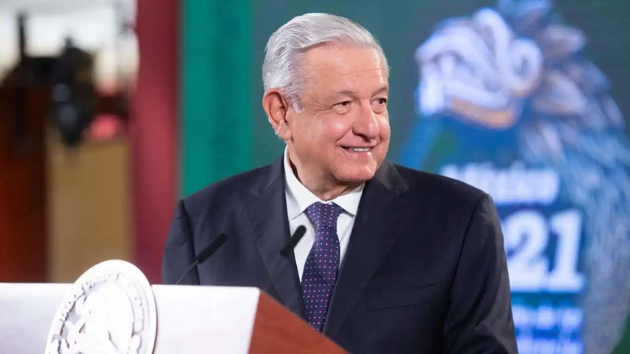 Anuncia amlo desfile del 20 de noviembre