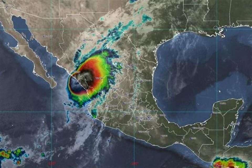 El huracán pamela toca tierra sinaloense