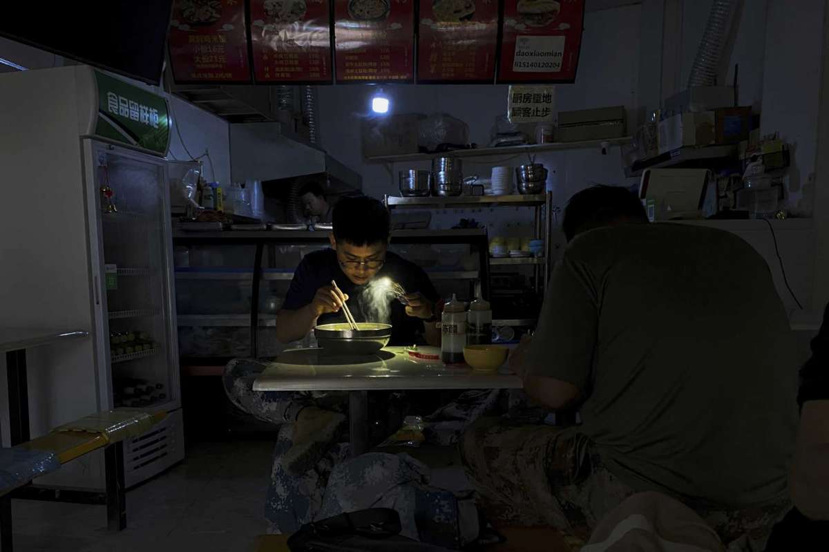 Dice china que no cortará la luz a los hogares en invierno