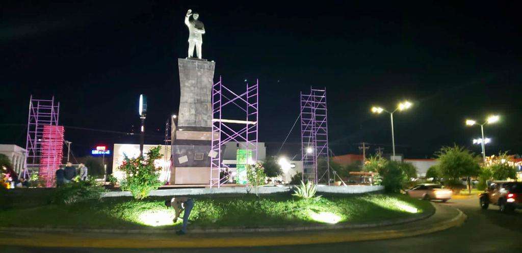 Altar monumental en honor a fallecidos por covid: césar peña