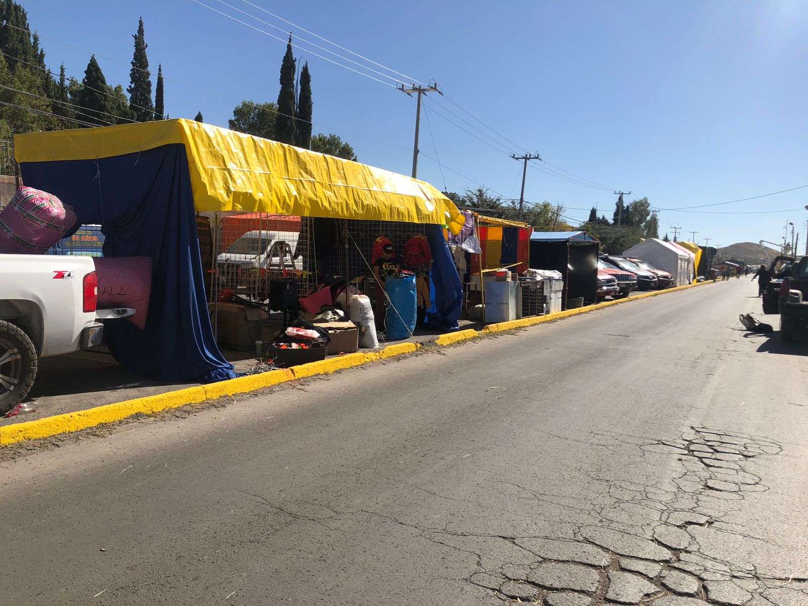 Comienzan a instalar feria del hueso La Opción de Chihuahua