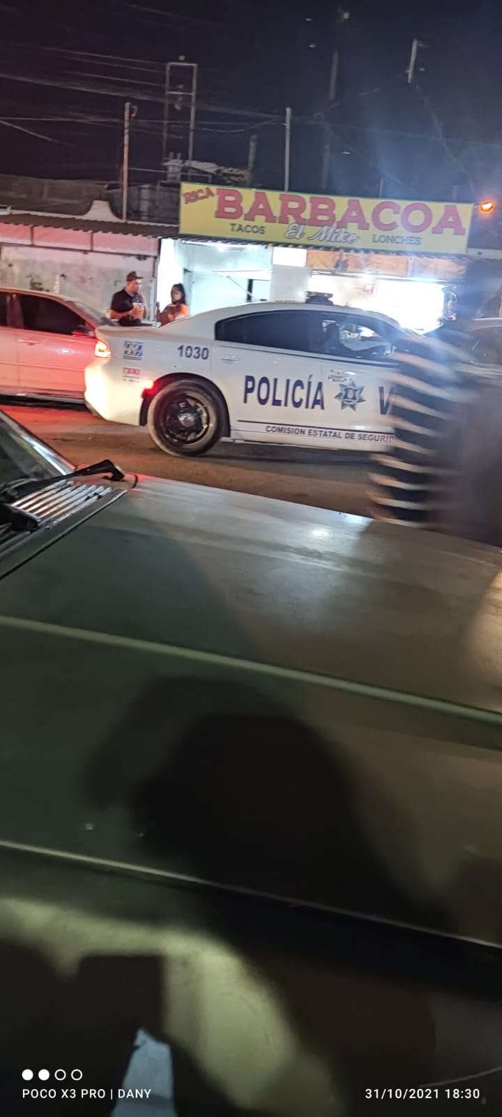 Denuncian a patrulla de vialidad con torretas apagadas