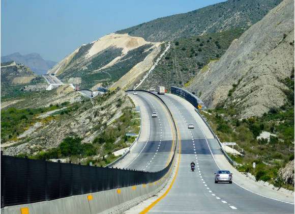 Fortalecen seguridad en autopista saltillo monterrey
