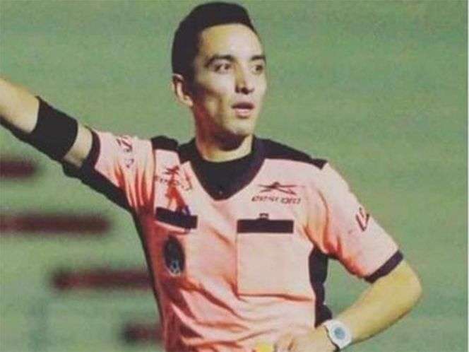 Fallece árbitro de 21 años en accidente automovilístico