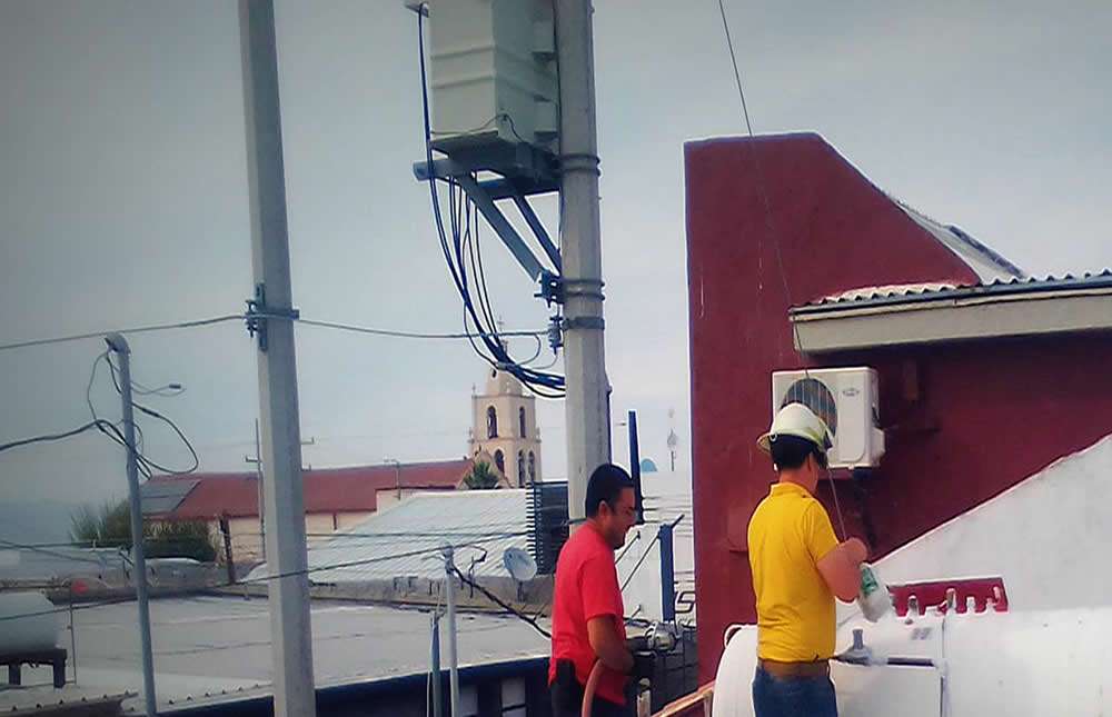 Atienden bomberos fuga de gas en ojinaga