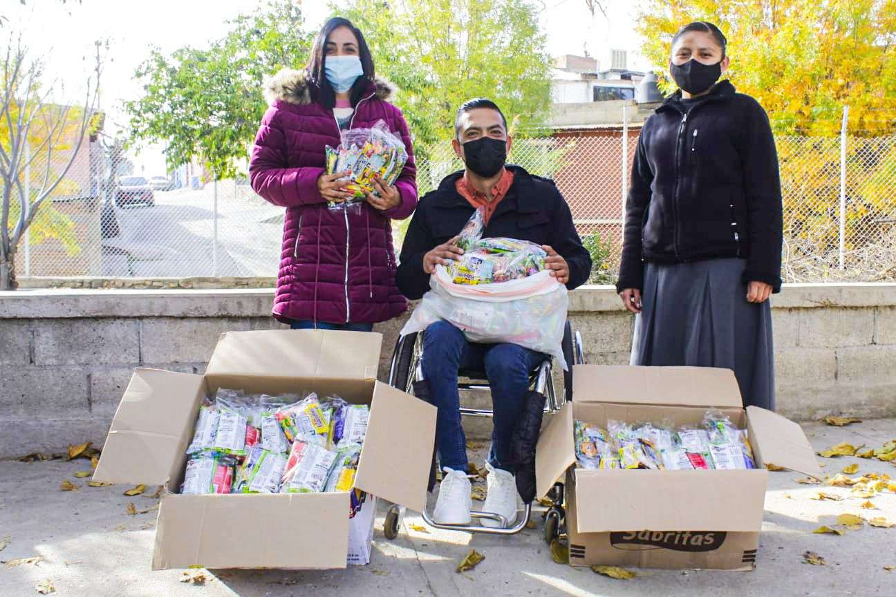 Asiste presidenta del dif a casa hogar para dar dulces | La Opción de ...