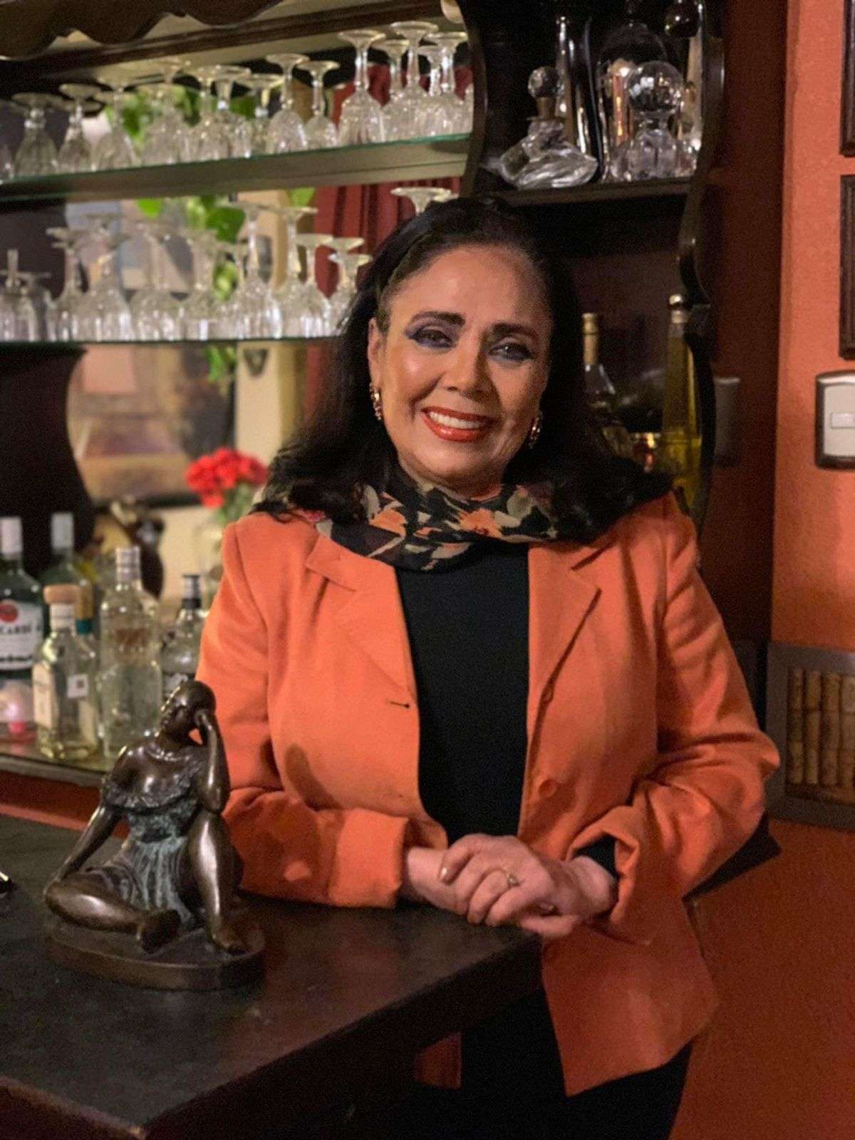 Quiero darme el lujo de ir a cantar a los teatros de mi tierra: carmen cardenal