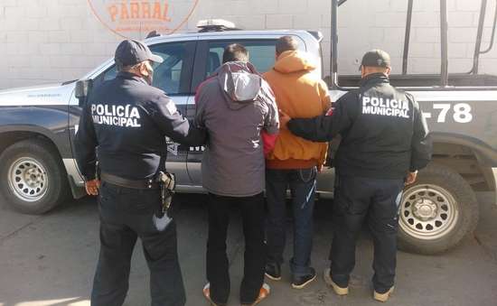 Arrestan a dos por robar cableado de la cfe