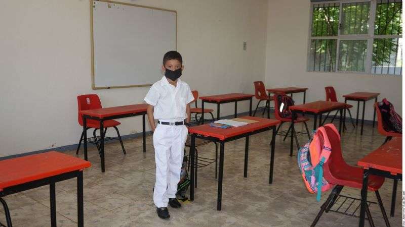 Aplaza ómicron regreso a clases