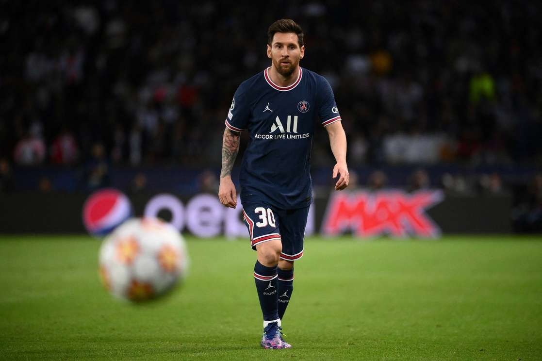 Messi se recupera tras contagio de covid-19; no jugará ante el brest