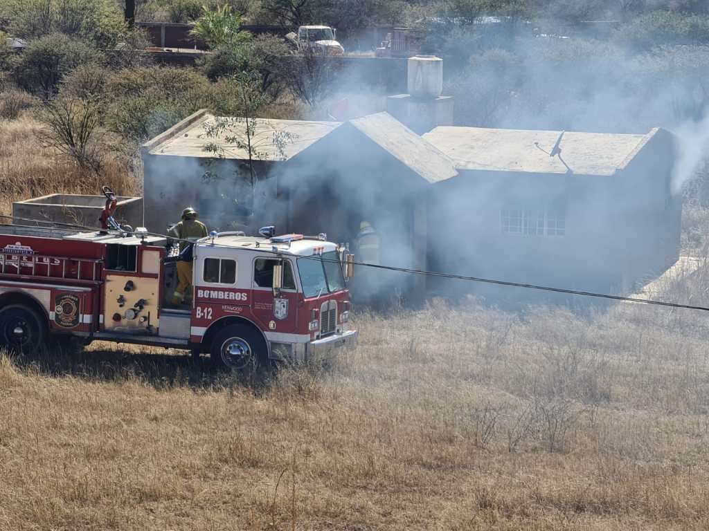 Se incendia casa en fraccionamiento la fortuna | La Opción de Chihuahua
