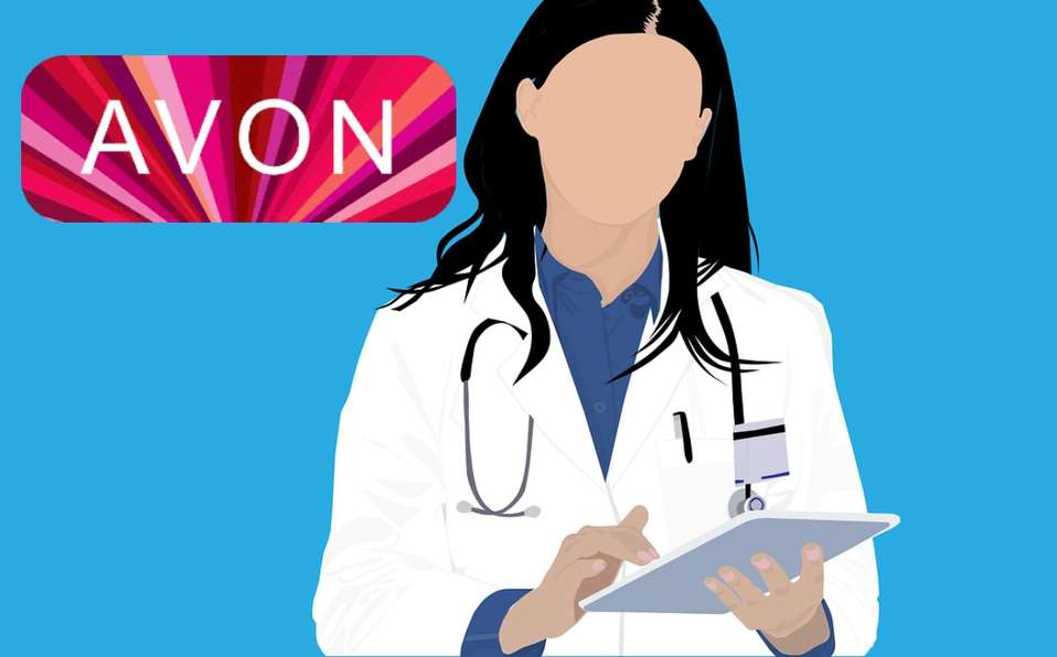 Critica doctora a enfermera por vender productos en catálogo