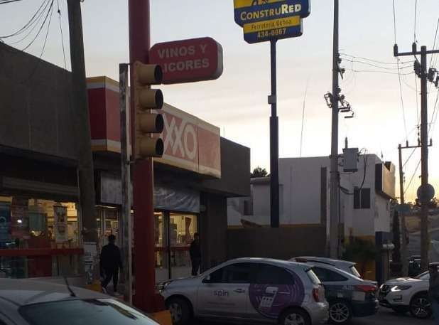 Atraca armado oxxo en la zootecnia