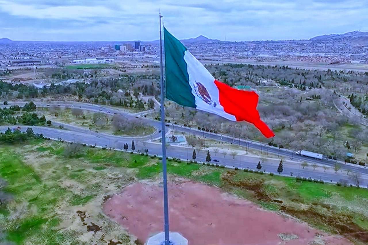 Llévará a cabo cideses desfile por el día de la bandera