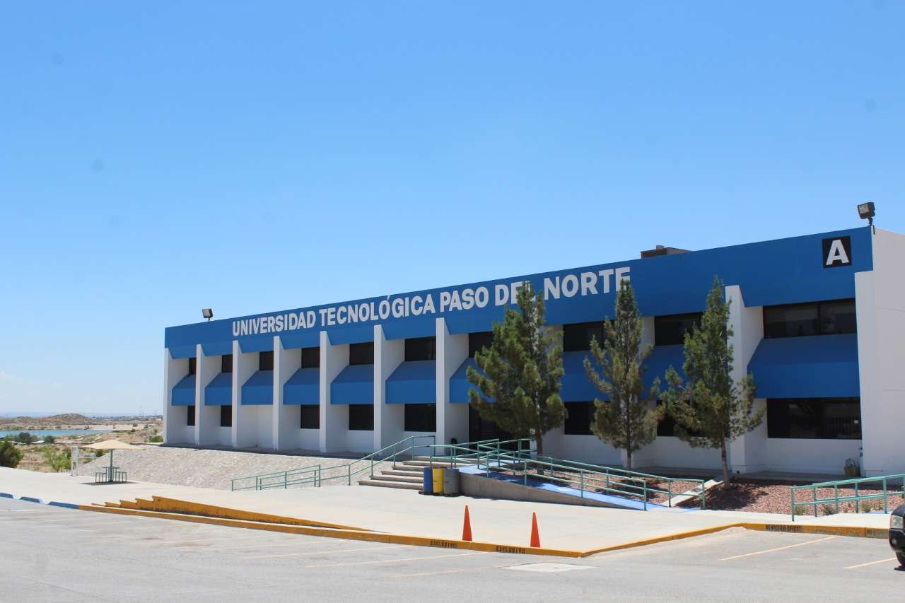Recibe ut paso del norte donación de equipo de prototipado | La Opción ...