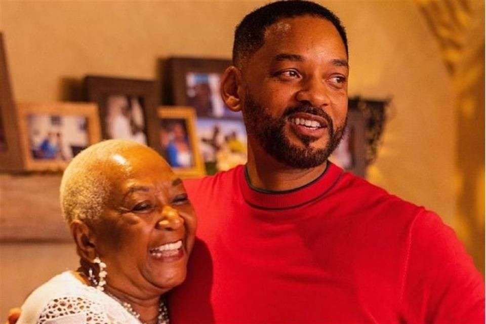 Defiende a will smith su madre y lo critica jim carrey