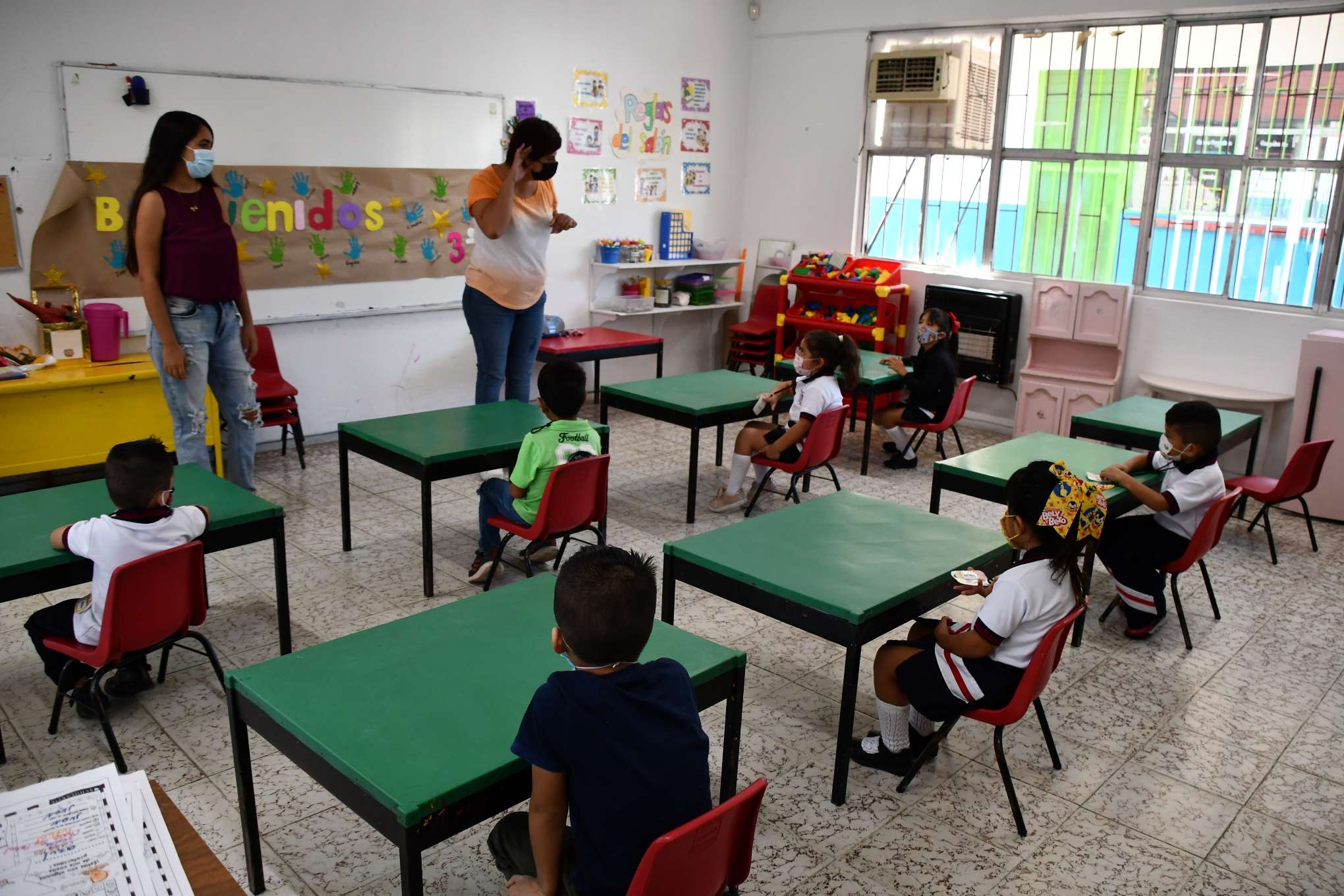 Reanuda seech pago de becas a estudiantes de educación básica