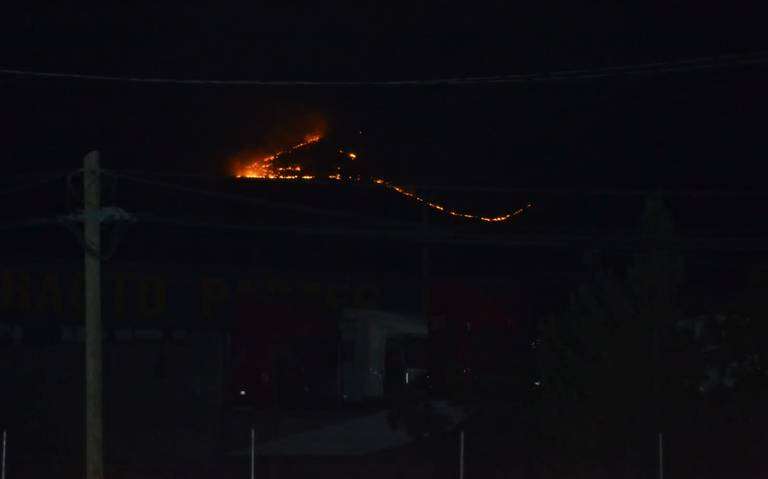 Reportan incendio en la salida a cuauhtémoc