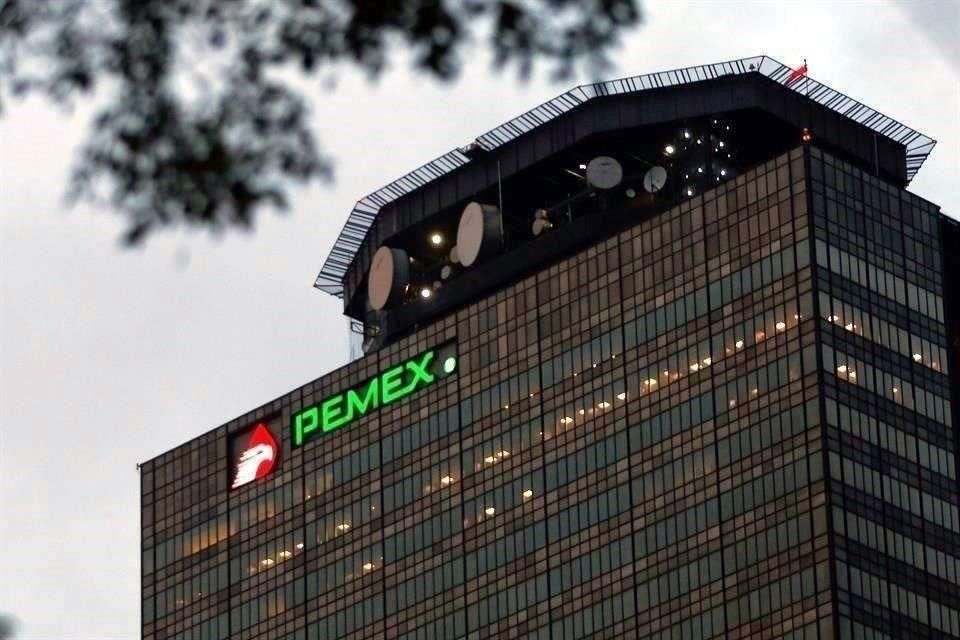 Aumenta 12% deuda de pemex a corto plazo