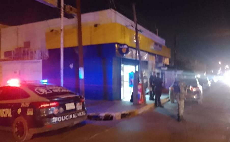 Atraca expendio con arma blanca y se lleva 10 mil pesos