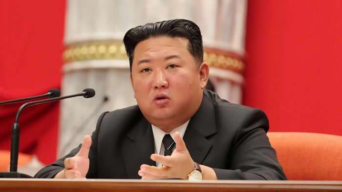 Revisa kim jong un planes operativos de unidades militares