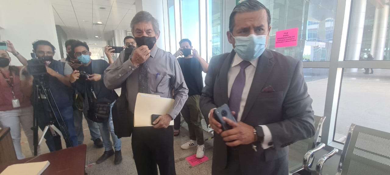 Admiten demanda de villegas vs corral