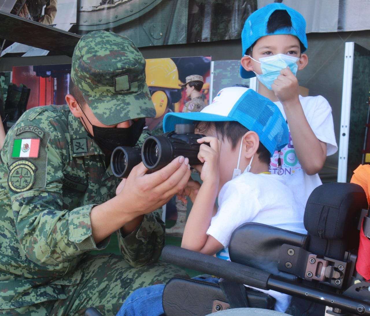 Visitan pacientes, voluntarios y personal del club amigos teletón la gran  fuerza de méxico | La Opción de Chihuahua