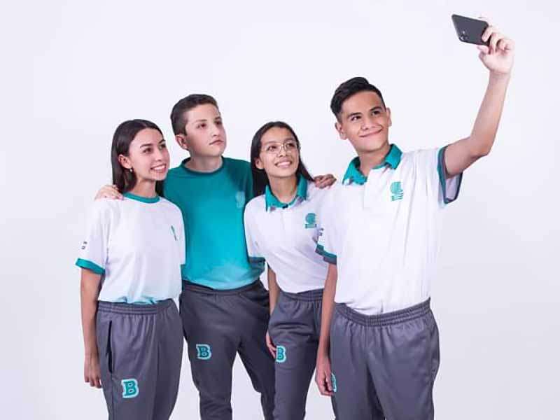 Suspenden uso obligatorio de uniforme del cobach