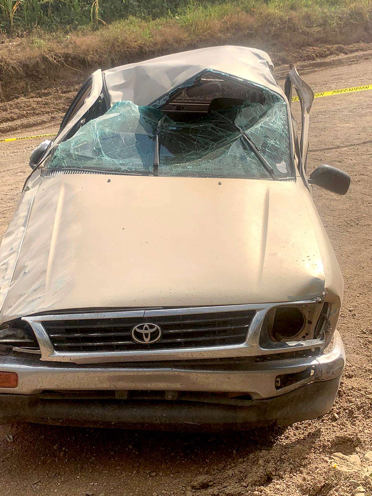 Muere al volcar su pick up en el campo menonita manitoba 6b