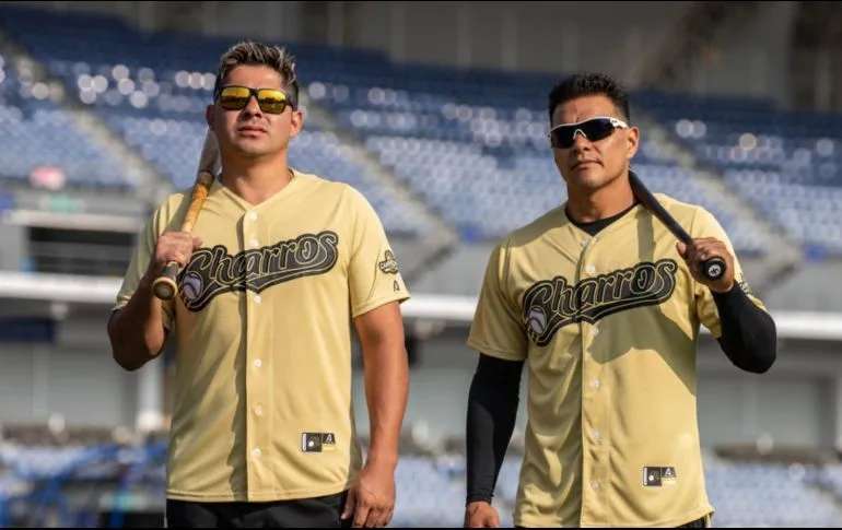 Jersey Chihuahua Beisbol - Negro - Dorados